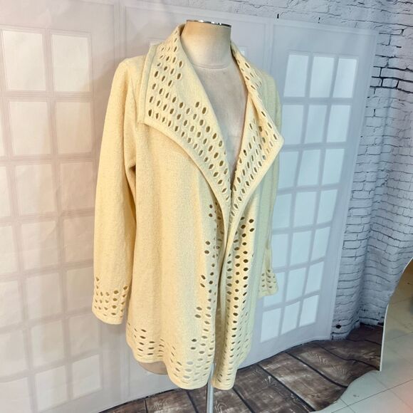 Chico's Cream 100% Wool Perforated Cutout Open Cardigan Sweater Size XL - Picture 2 of 10